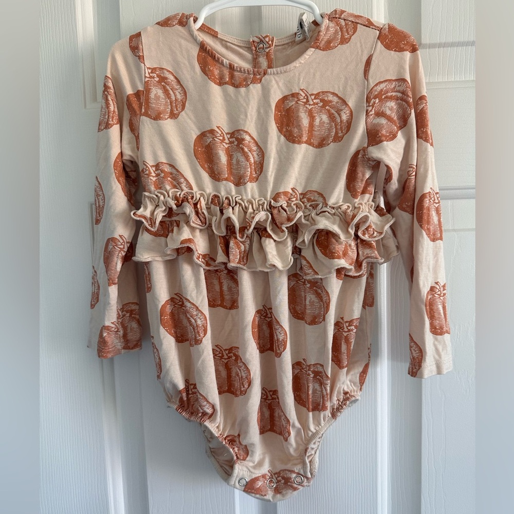 Kate Quinn Pumpkin Ruffle Bubble Size 2T